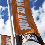 Winkelcentrum Aan de Kade nieuwe look - vlag